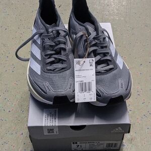 Adizero Boston 11 Gray Running Shoes